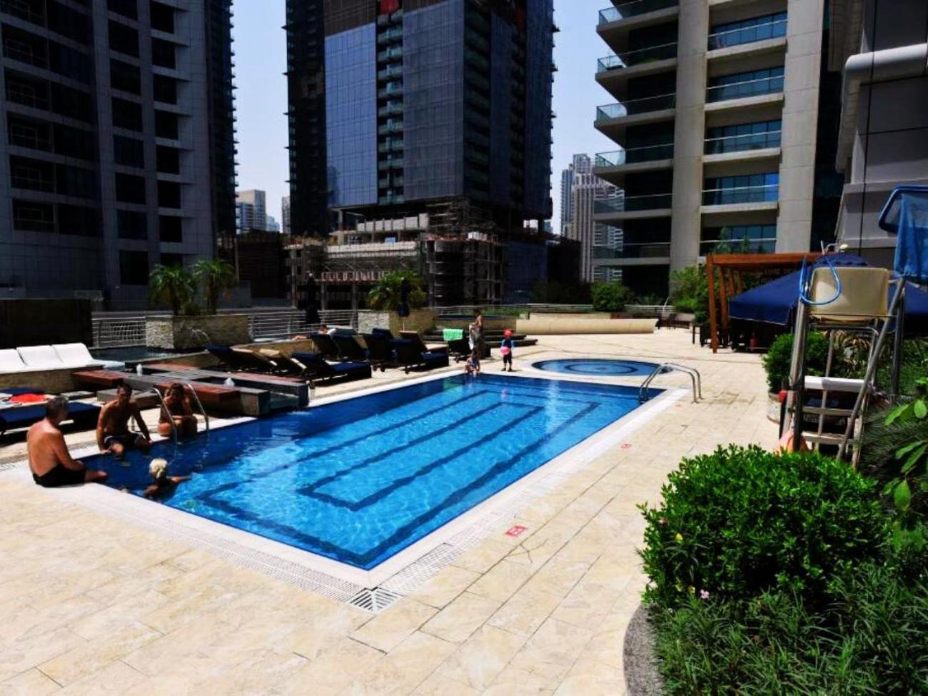Apartment Sky Haven In 45th Floor 2br With Harbour Views