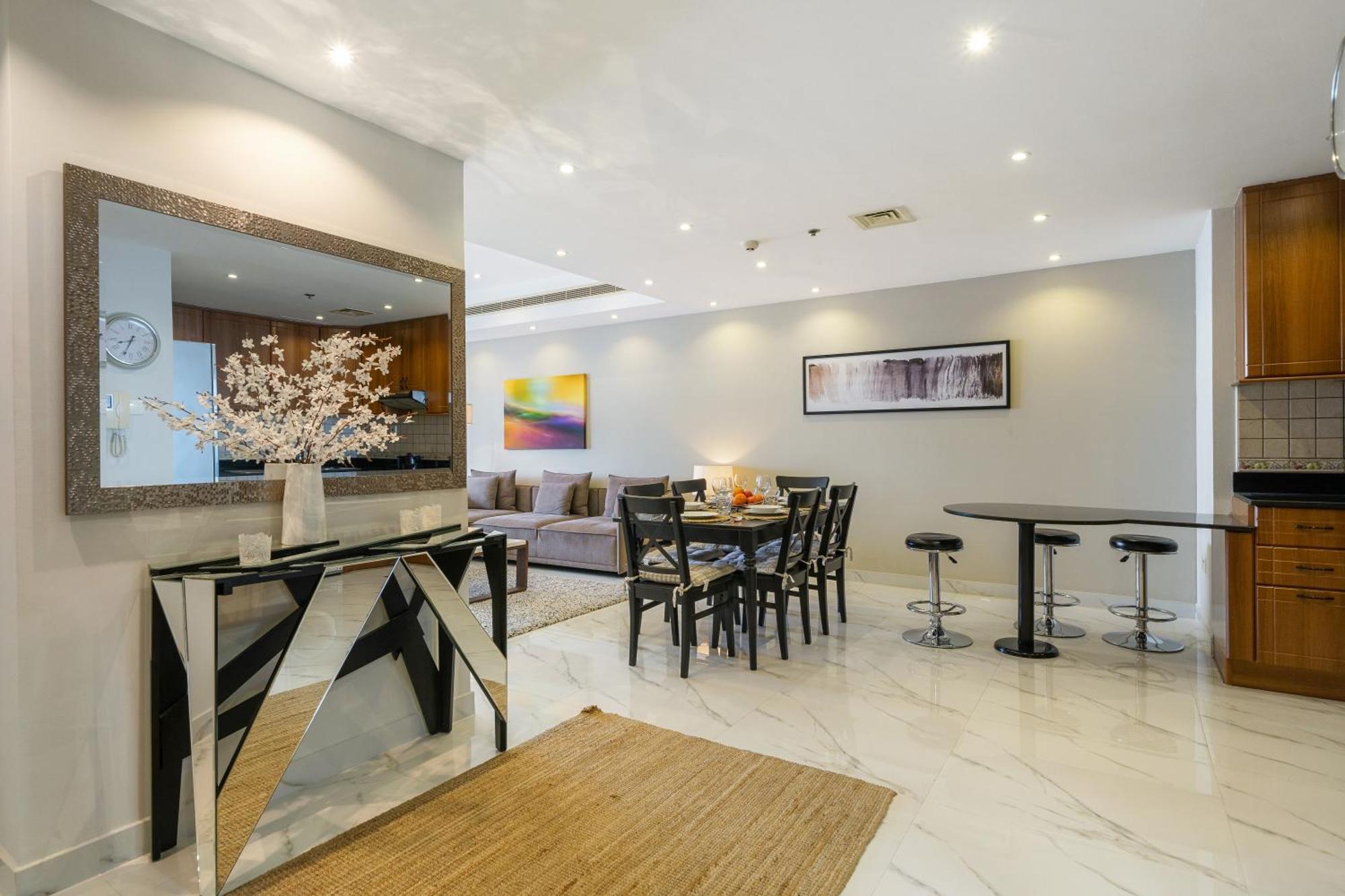 Sky Haven In 45th Floor 2br With Harbour Views *